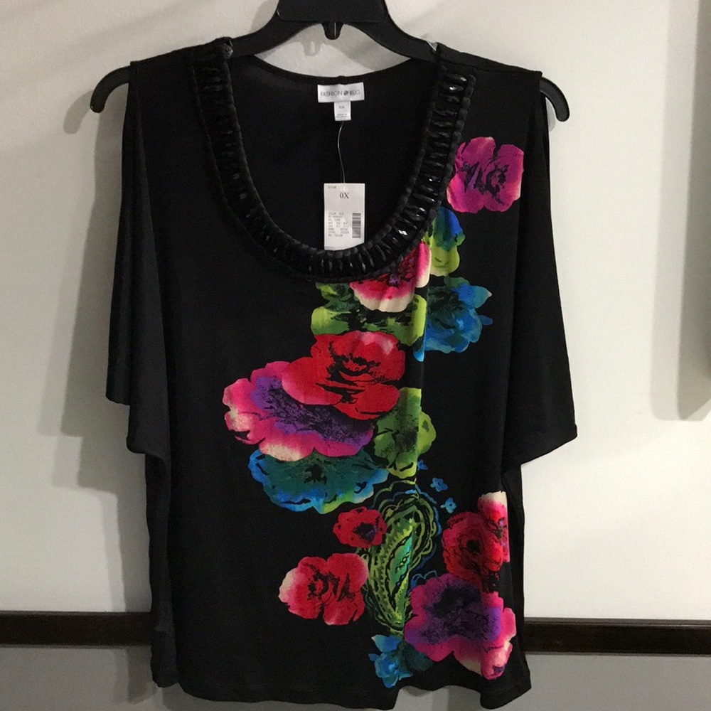 Fashion Bug top, open cold shoulder - Picture 1 of 4